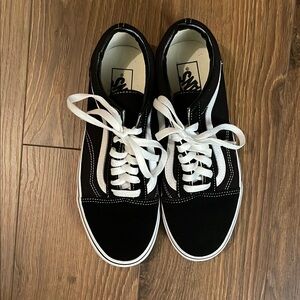 Vans Black and White Sneakers with Classic Canvas Upper